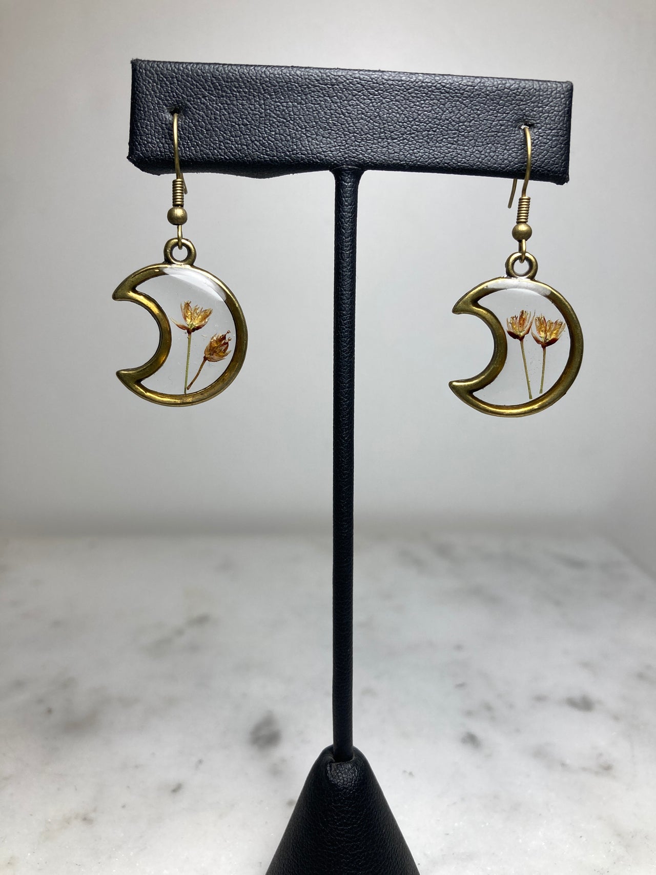 Single Flowering Sedge Moon Earrings