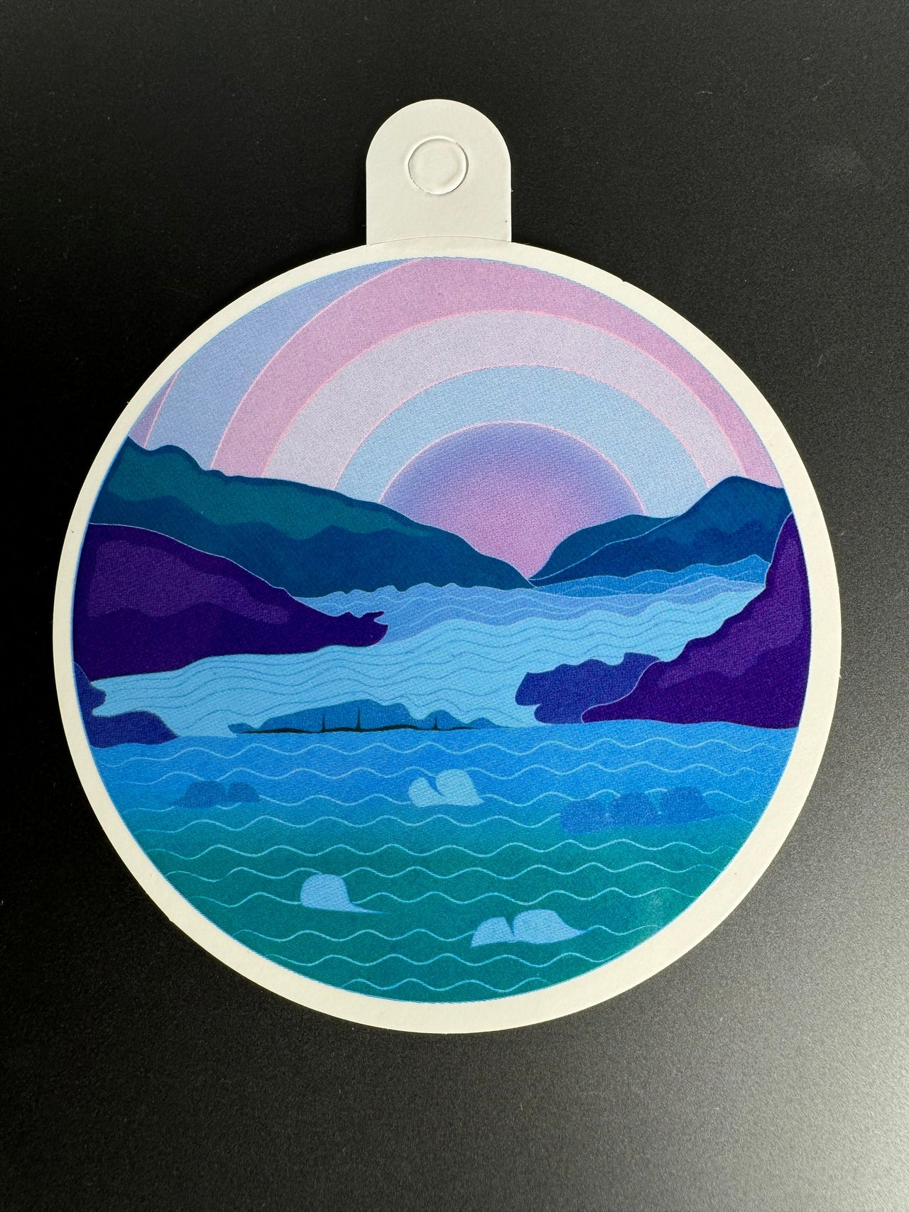 Mendenhall Glacier Sticker (Áak’w T’áak Sít’ / Sít’ Aant’aakú)